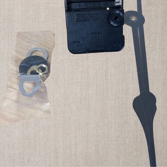 Hicarer High Torque Clock Movement Mechanism with 23 mm/10 inch - Picture 2 of 3